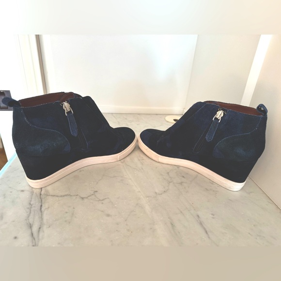 LINEA PAOLO Anna Blue Camp Print Wedge Womens Sneaker Shoes - Picture 5 of 10